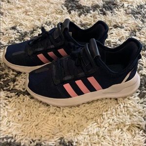 🛍 3/$15 Girls adidas